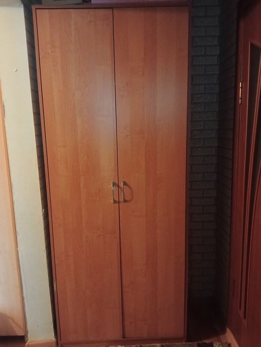 Продам шкаф в хорошем состоянии