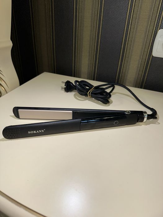 Утюжок для выпрямления волос SOKANY