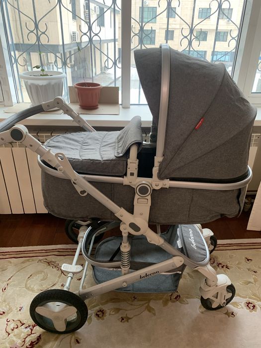 Коляска и подарки