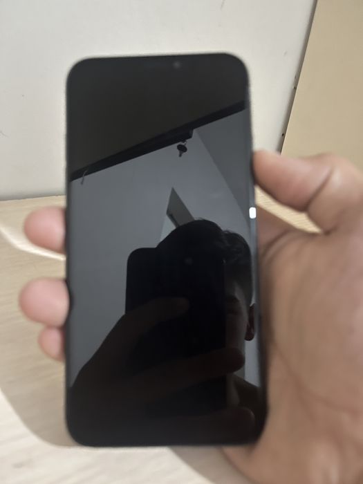 Продам айфон x….