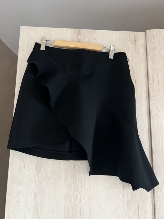 Черна къса пола Zara