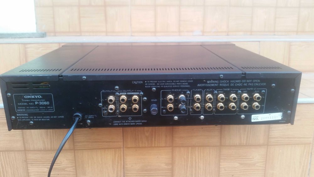 Preamplificator Onkyo P-3060
