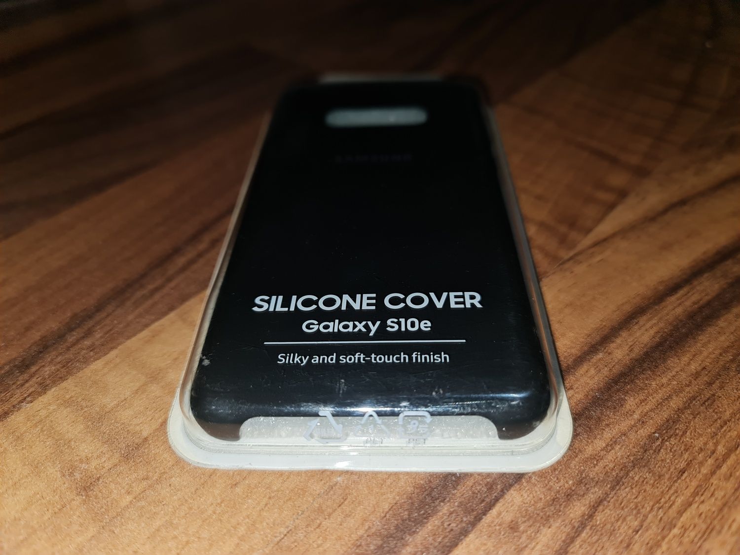 Husa silicon originala Samsung Silicone Cover Galaxy S10e