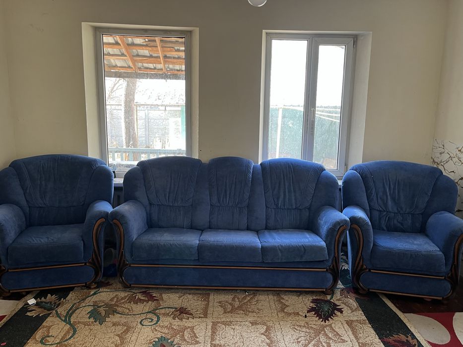 Продам диван состояние хорошее