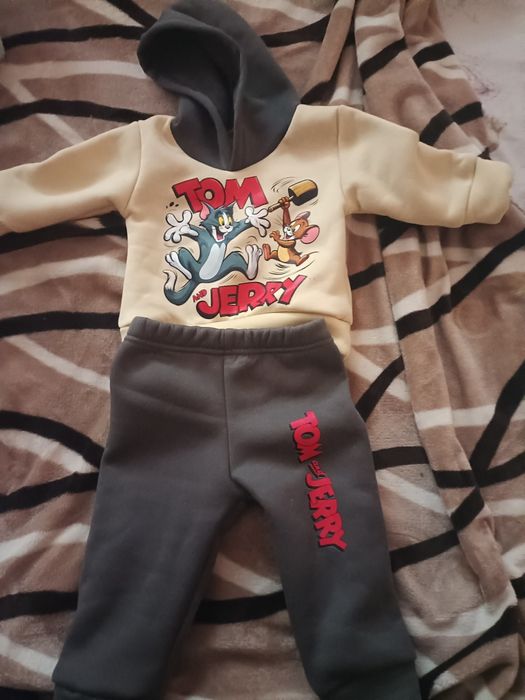 Продам костюм детский