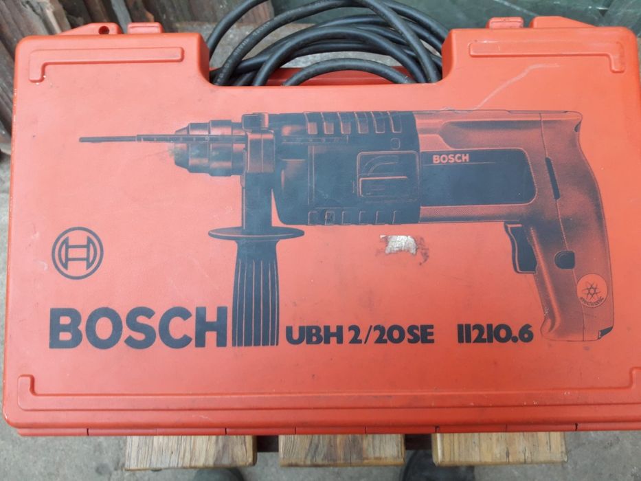 Vând rotopercutor Bosch