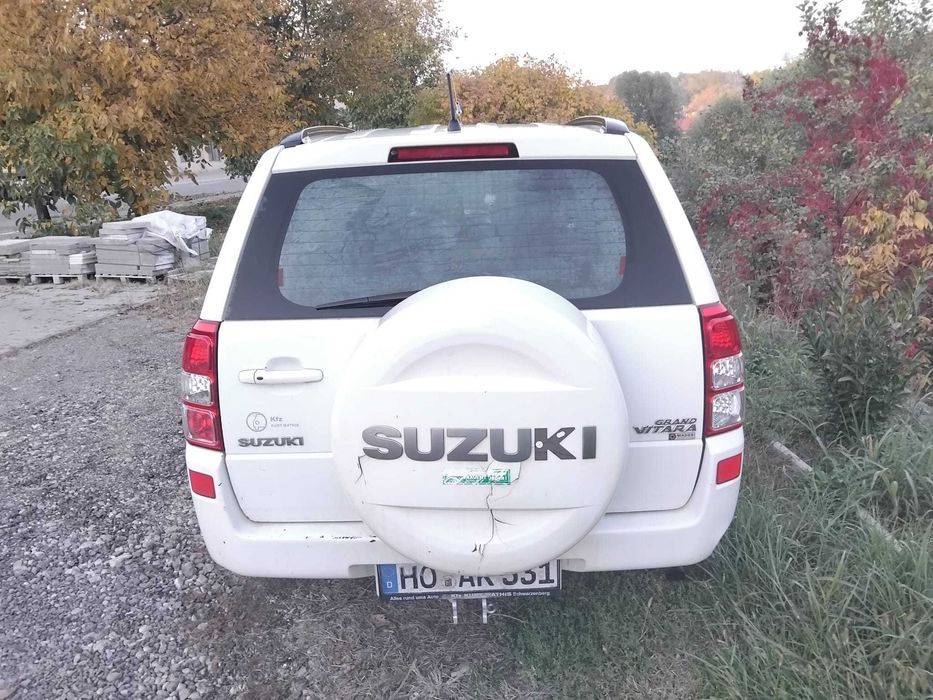Suzuki Grand Vitara 1.9 diesel 4x4 klima an 2010 recent adusa