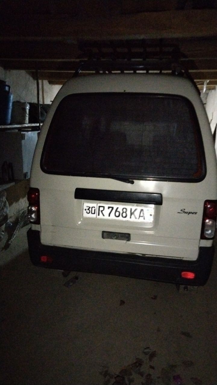 Damas chevrolet 2013ga 14yili kraskasi bor