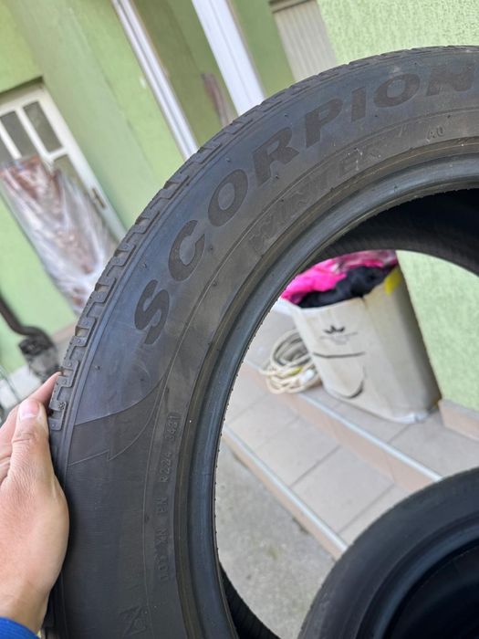 Anvelope 285 45 20 pirelli scorpion 5mm 1000lei/set