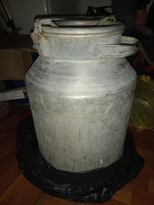 Продаётся 40 литровая бидон