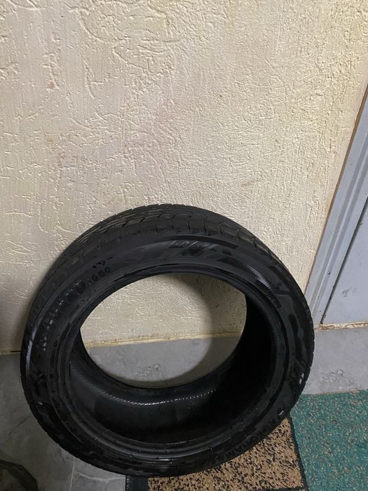 235/45/18 зимный резинь якохама