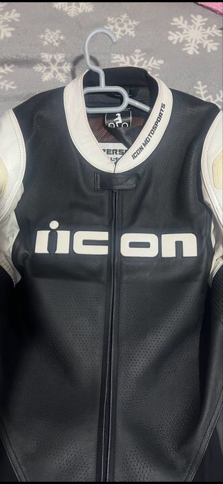 Мото екип Icon 52