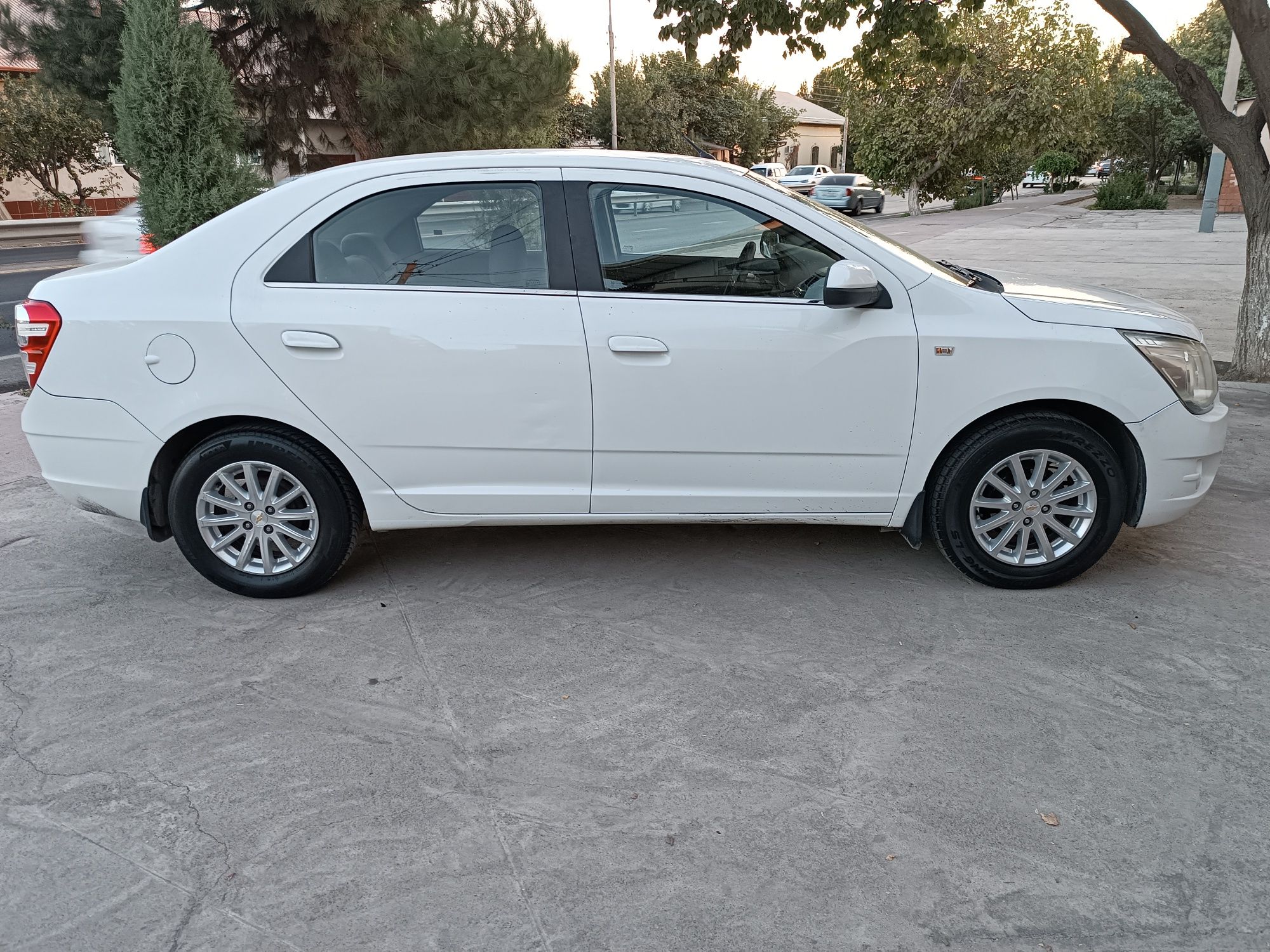 Kobalt GM Diska Balon 205 65 R15 Holati yaxshi Ayibi Yoq