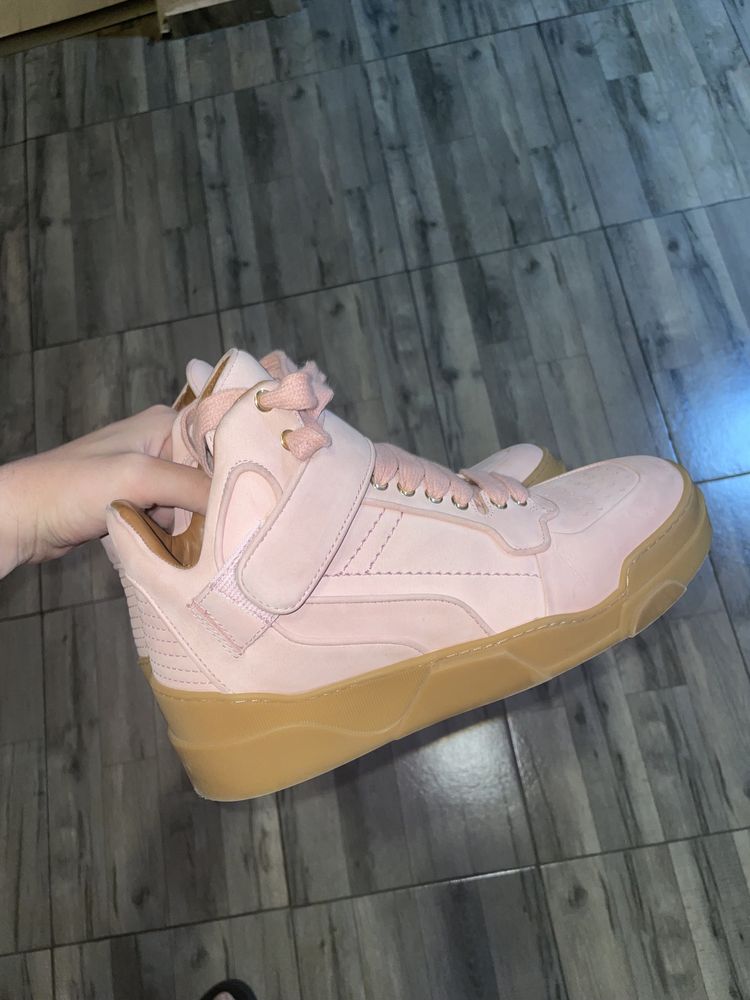 Givenchy Tyson mid pink