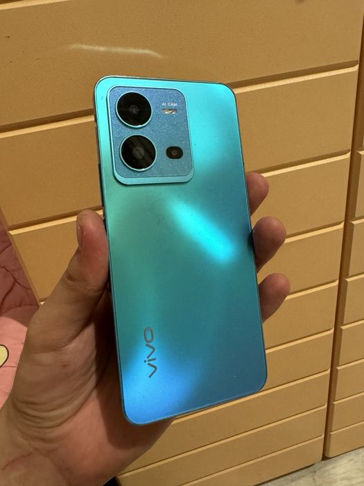 Vivo V25 8/256 gb