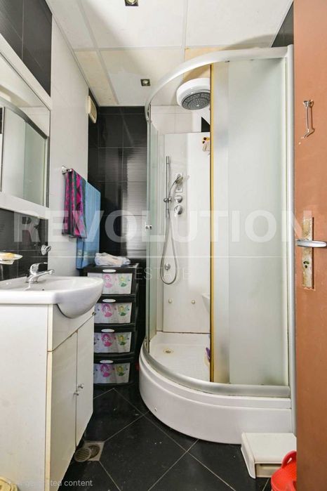 Продава се Тристаен апартамент в София, Люлин 3 - 84 кв.м за 1893 €/кв.м - Снимка #3