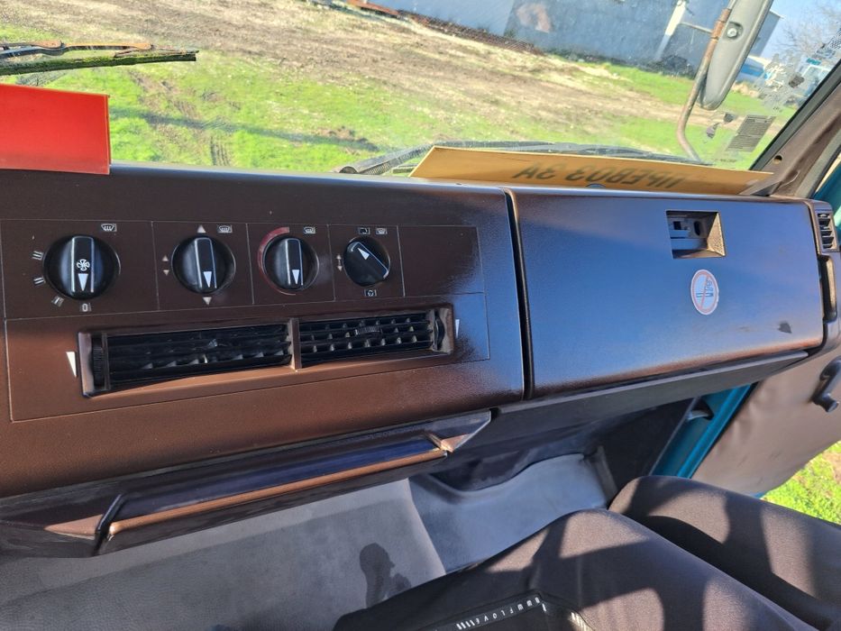 Камион- Мерцедес