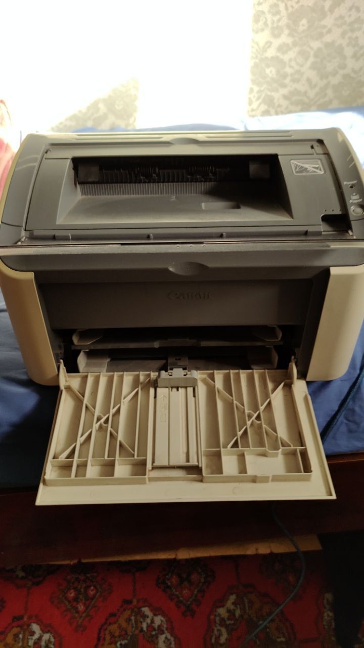Принтер. Canon LBP 2900