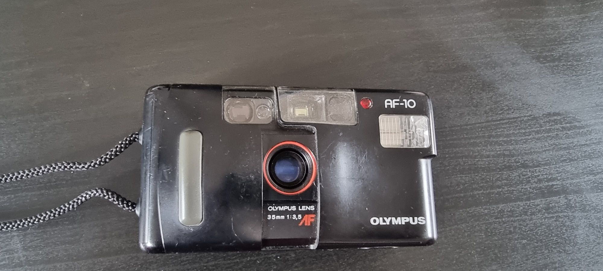 Olympus AF-10 cu film 35mm