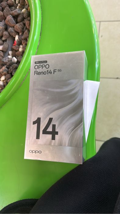 Продам новый телефон в упаковке oppo reno 14F