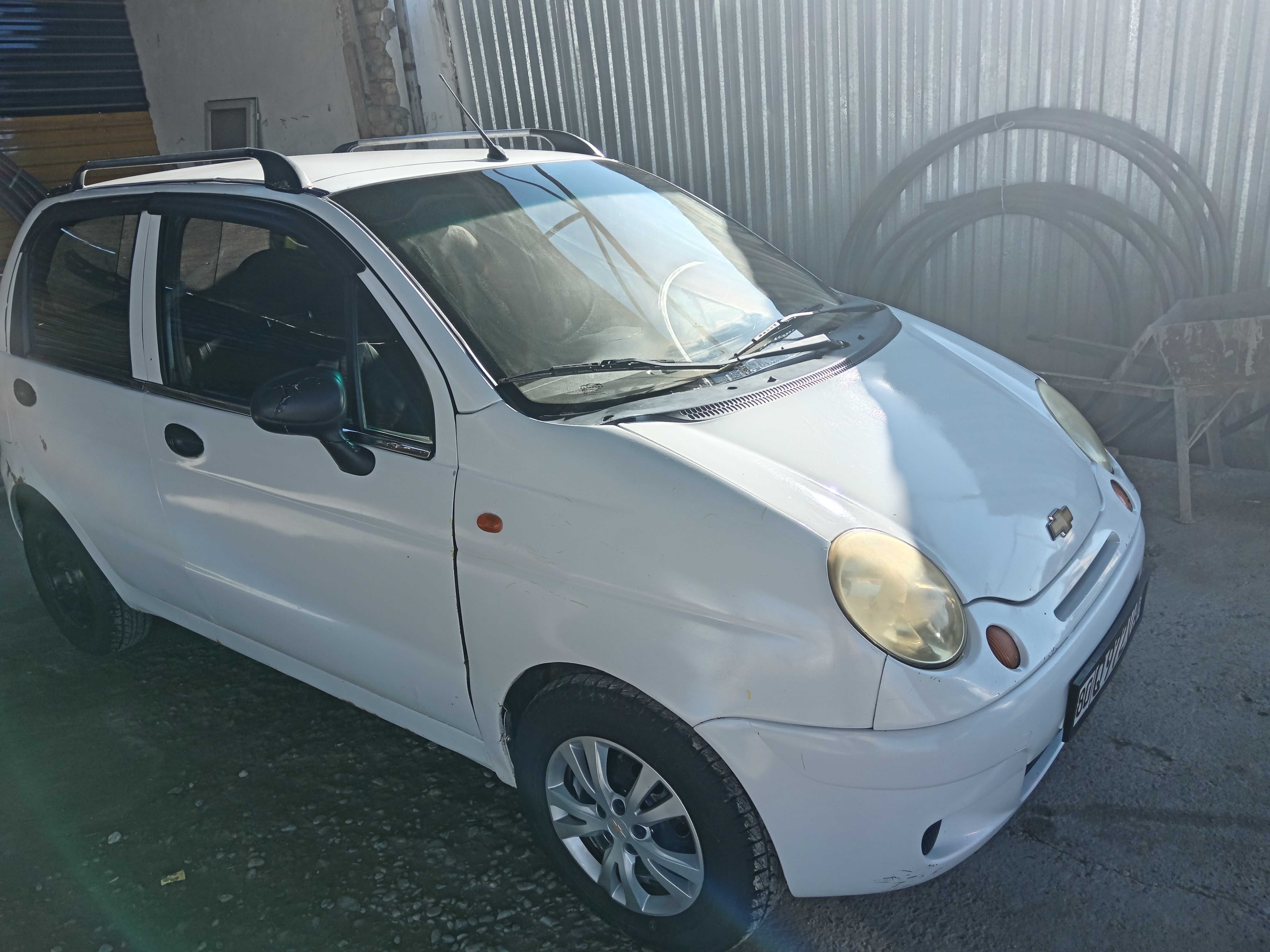Matiz avtomashinasi sotiladi