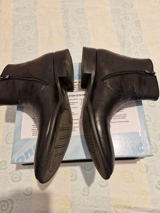 Ghete barbat din piele