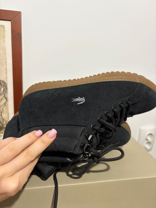 Ghete Lacoste negre