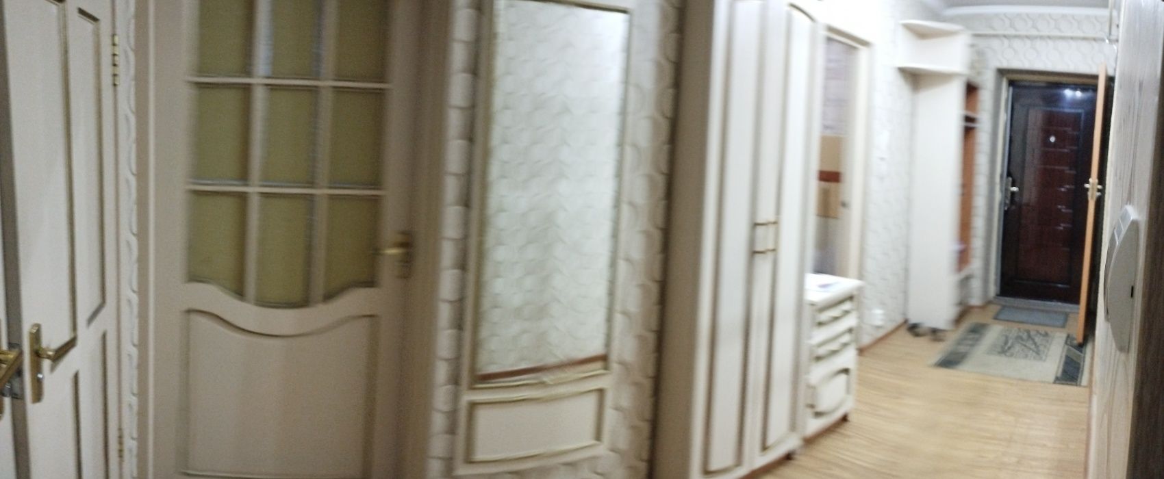 Продам 2хкомнатную квартиру в центре