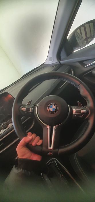 BMW rul hamma moshinaga tushadi