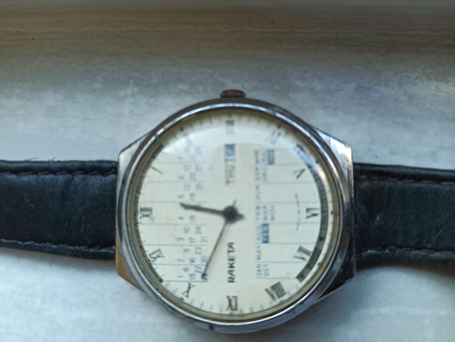 Продавам часовници