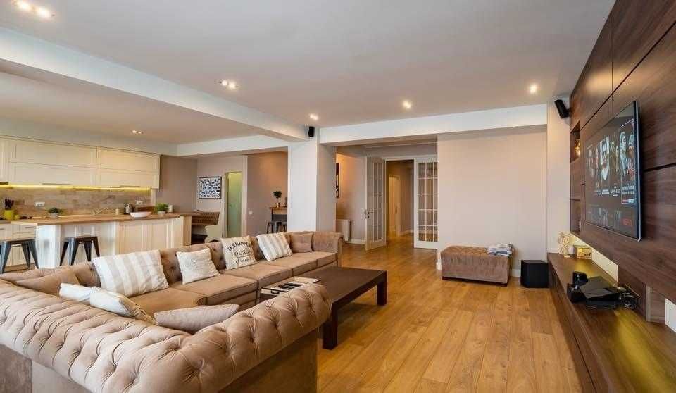 Lux Apartament 3 camere 164mp