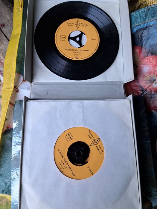 Discuri vinil cod morse