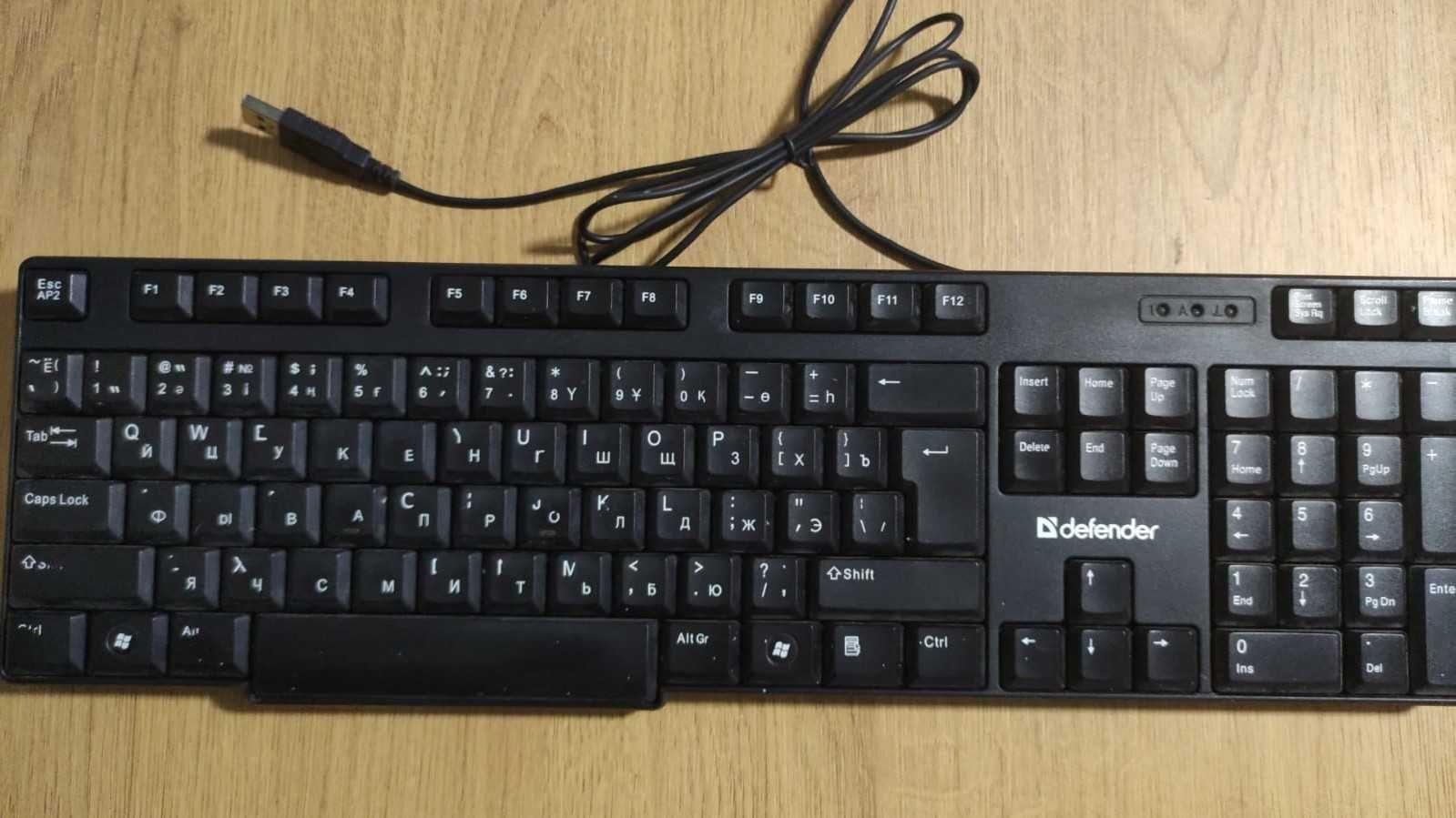 Проводная клавиатура Defender Accent 930 (USB) в хорошем состоянии