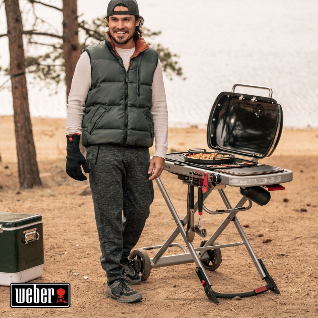 Газово барбекю Газова скара Weber Traveler Black Edition