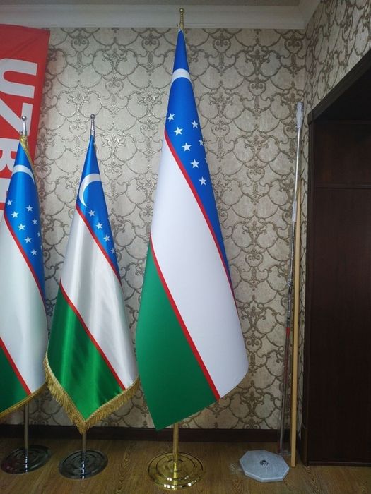 Bayroq Samarqand. Hashamatli bayroqlar