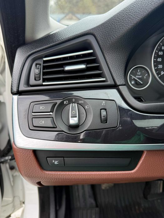 BMW SERIA 5 F10 520D