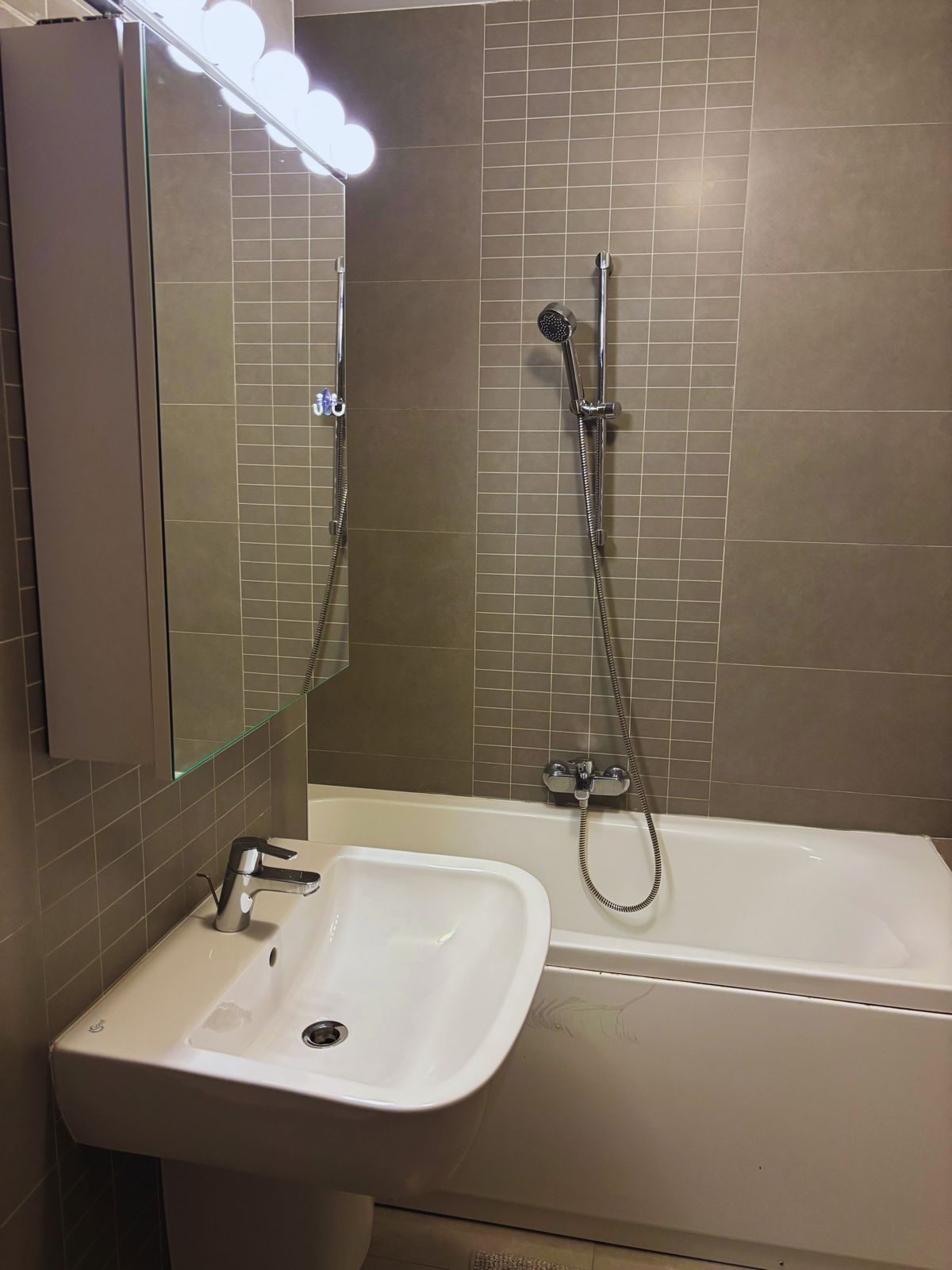 Proprietar Garsoniera 20Th Residence - Splaiul Independentei 332B