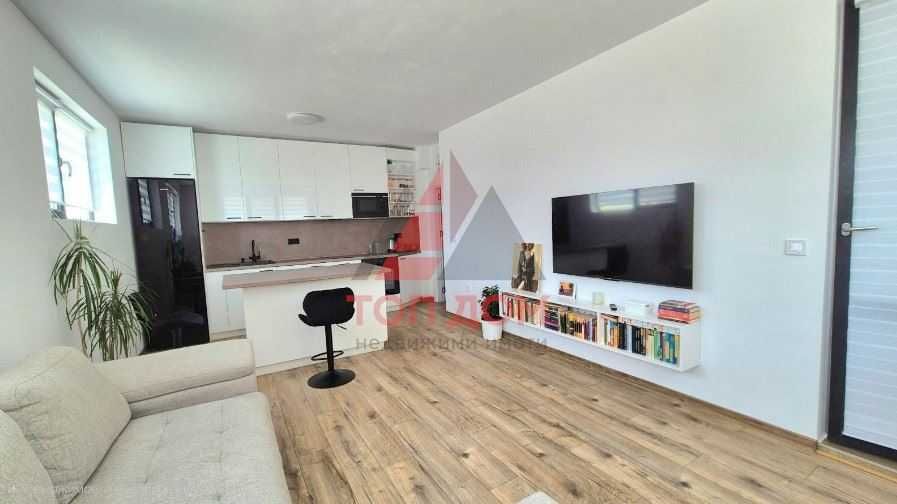Продава се Тристаен апартамент в Варна, Виница - 72 кв.м за 2445 €/кв.м - Снимка #1