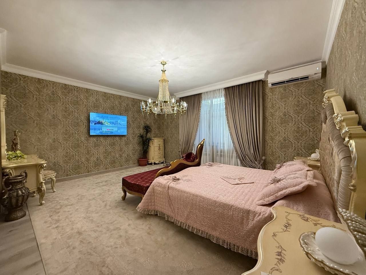 Продается 3х ком квартира, ЖК Новомосковская, ор-р: метро БИЙ, 115 м²