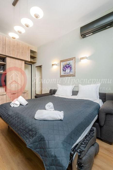 Дава се под наем Едностаен апартамент в София, Център - 30 кв.м за 600 € - Снимка #4