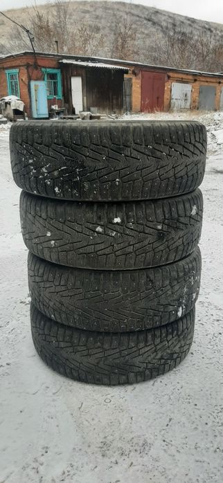 Продам резину на 17р