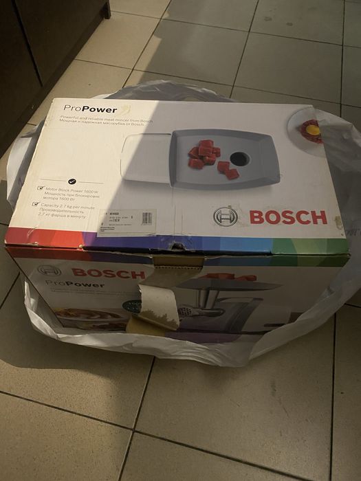 Bosch мясорубка новая