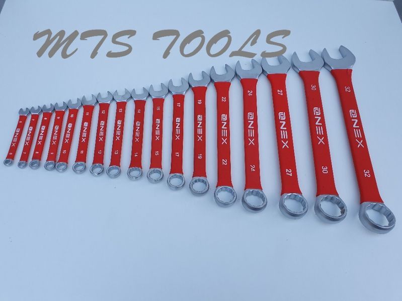 Set chei combinate 6-32 mm 17 piese cu protectie cauciuc