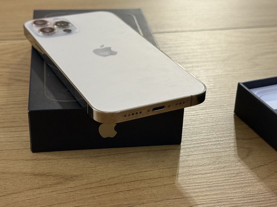 Бартер 100% iPhone 12 Pro 256гб златен