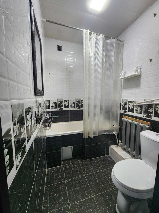 Квартира 2 хоналик сквазной сотилади