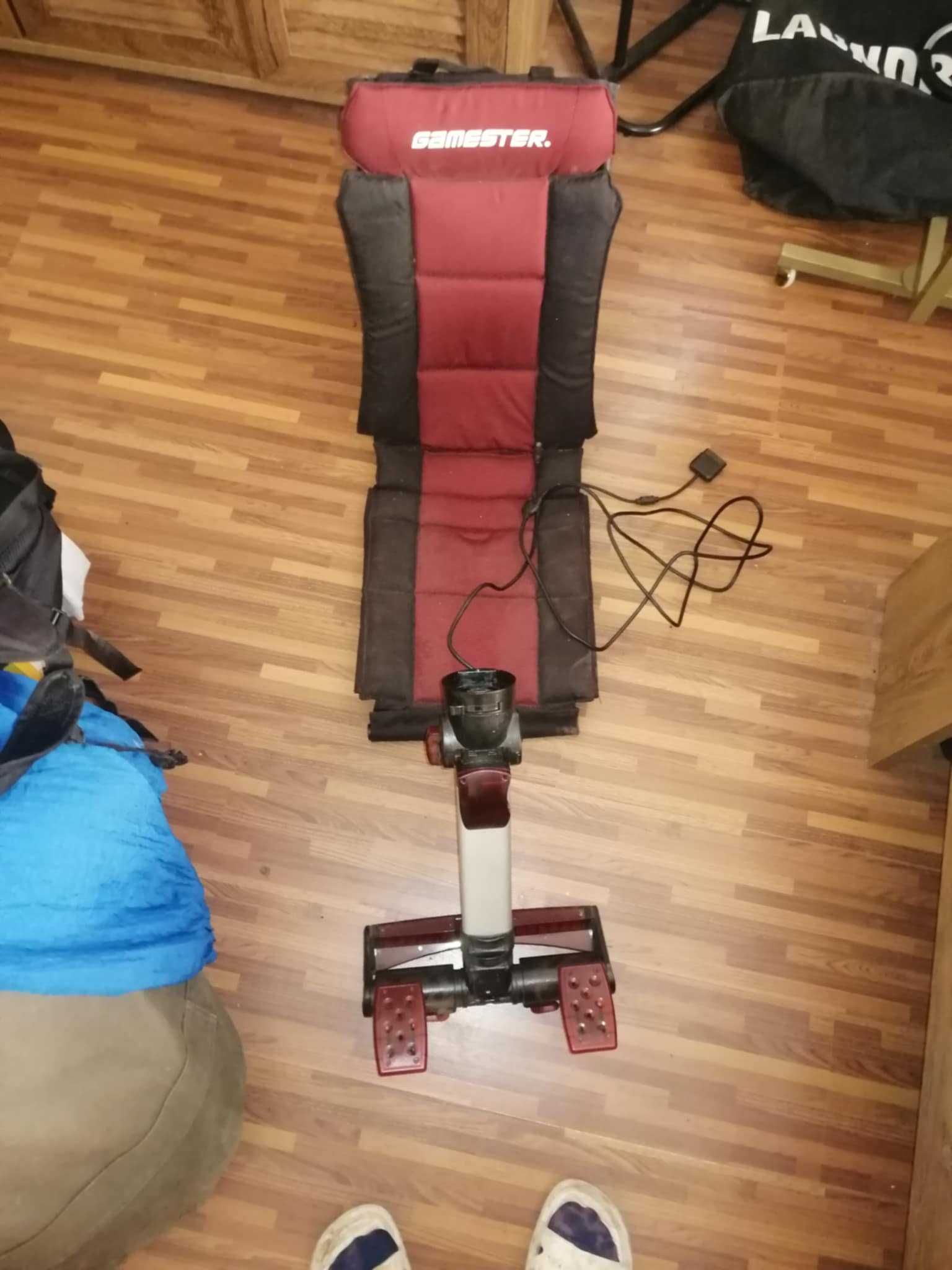 Scaun cu volan și pedale Gamester Race Pac Xbox și Playstation 2