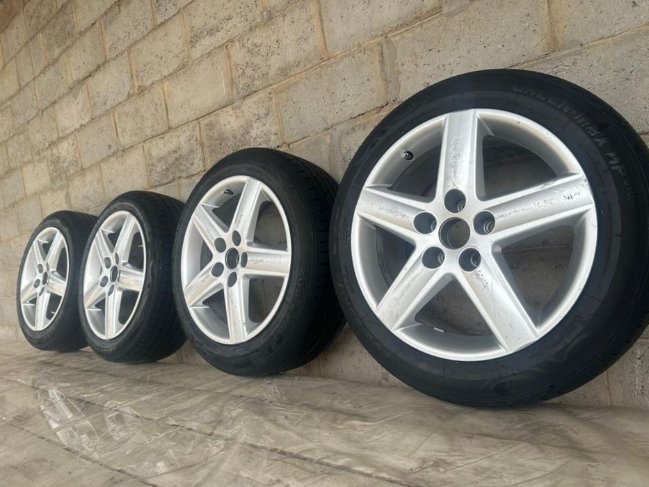 Диски с шинами в хорошем состояний