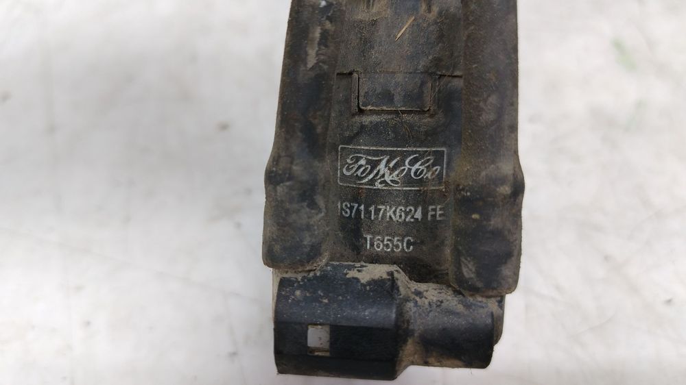 Pompa vas lichid parbriz 1s71-17k624-fe Volvo V50 1 [2003 - 2011]