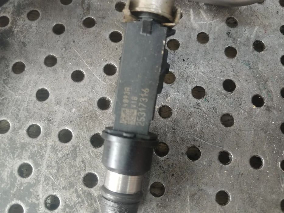 rampa cu injectoare 1.6 b z16se  opel meriva a x03  25317316