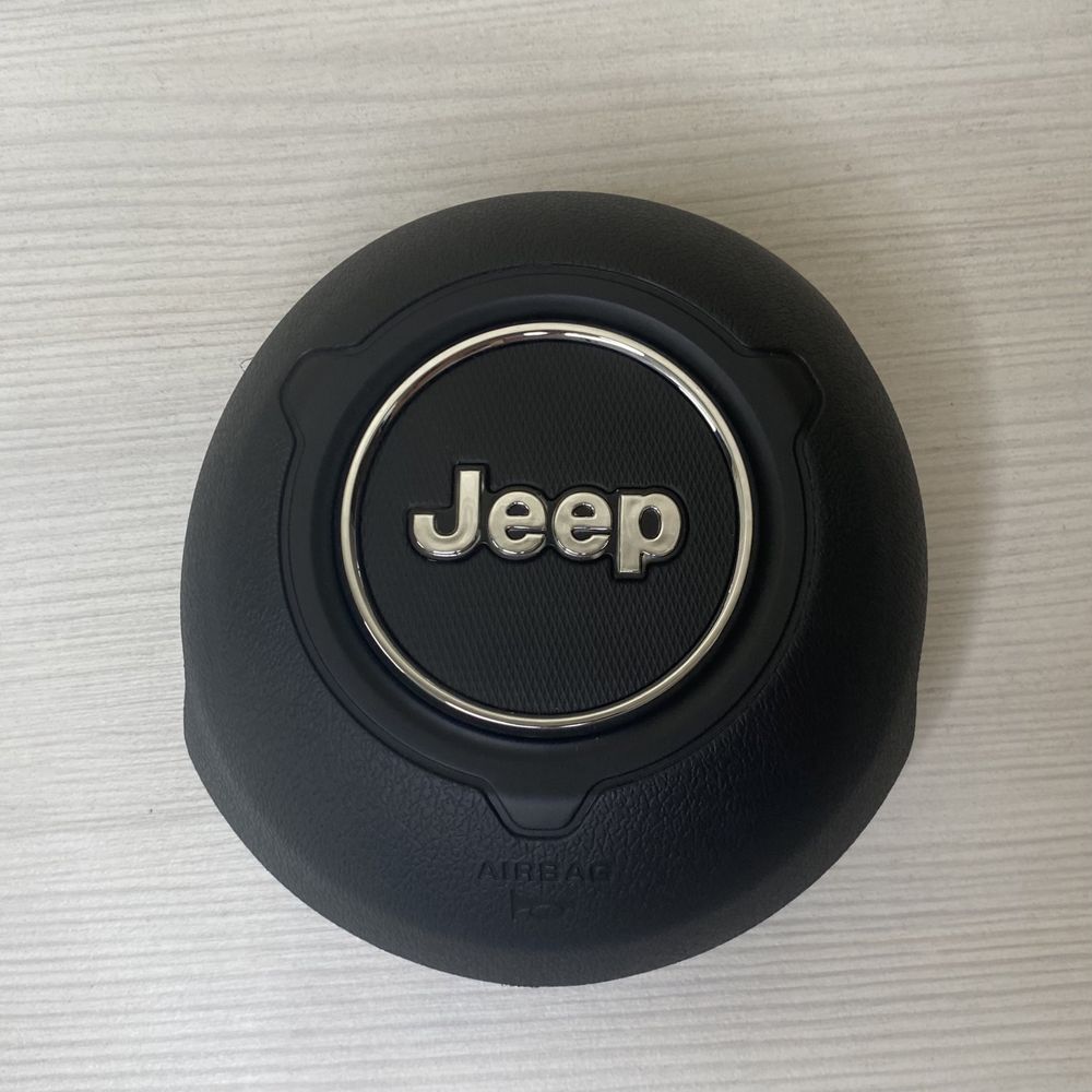 Jeep Wrangler водительская и пассажирская крышка 2018 год